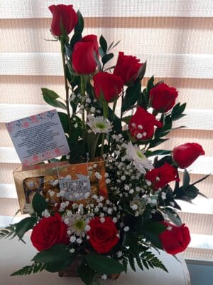 Escalera de rosas y ferrero x8 R43